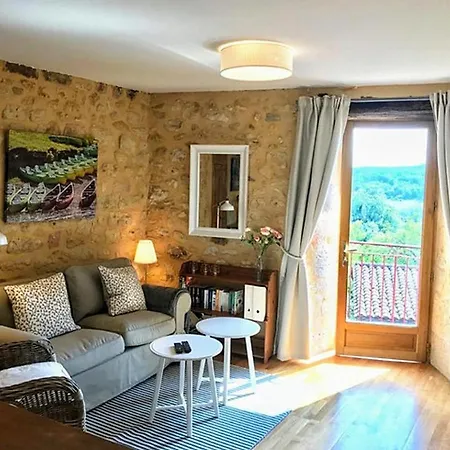 펜션 Charming Stone Village House
